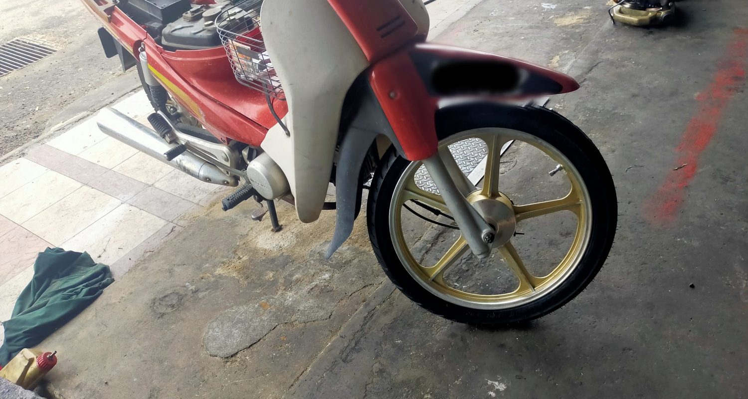 tayar motosikal kriss